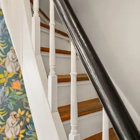 Det Lille Rode Huset Ved Floibanen Villa *