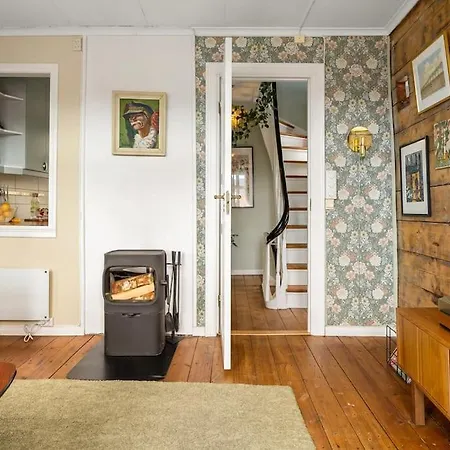 Vila Det Lille Rode Huset Ved Floibanen