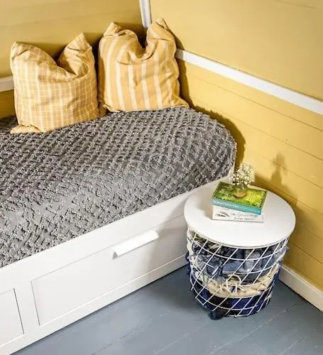 Det Lille Rode Huset Ved Floibanen Μπέργκεν