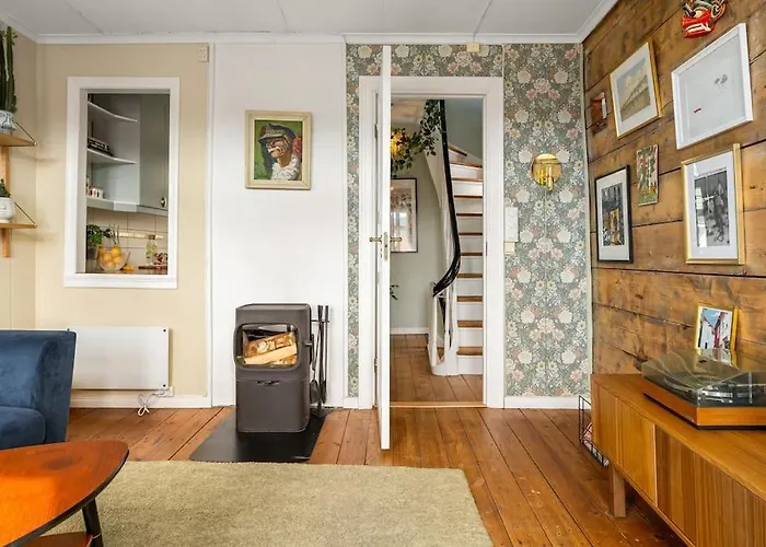 Villa Det Lille Rode Huset Ved Floibanen