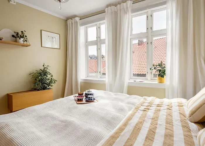 Det Lille Rode Huset Ved Floibanen 别墅