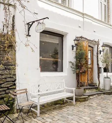 Βίλα Det Lille Rode Huset Ved Floibanen Μπέργκεν